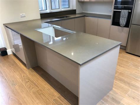 Quartz Kitchen Worktops & Granite Countertops